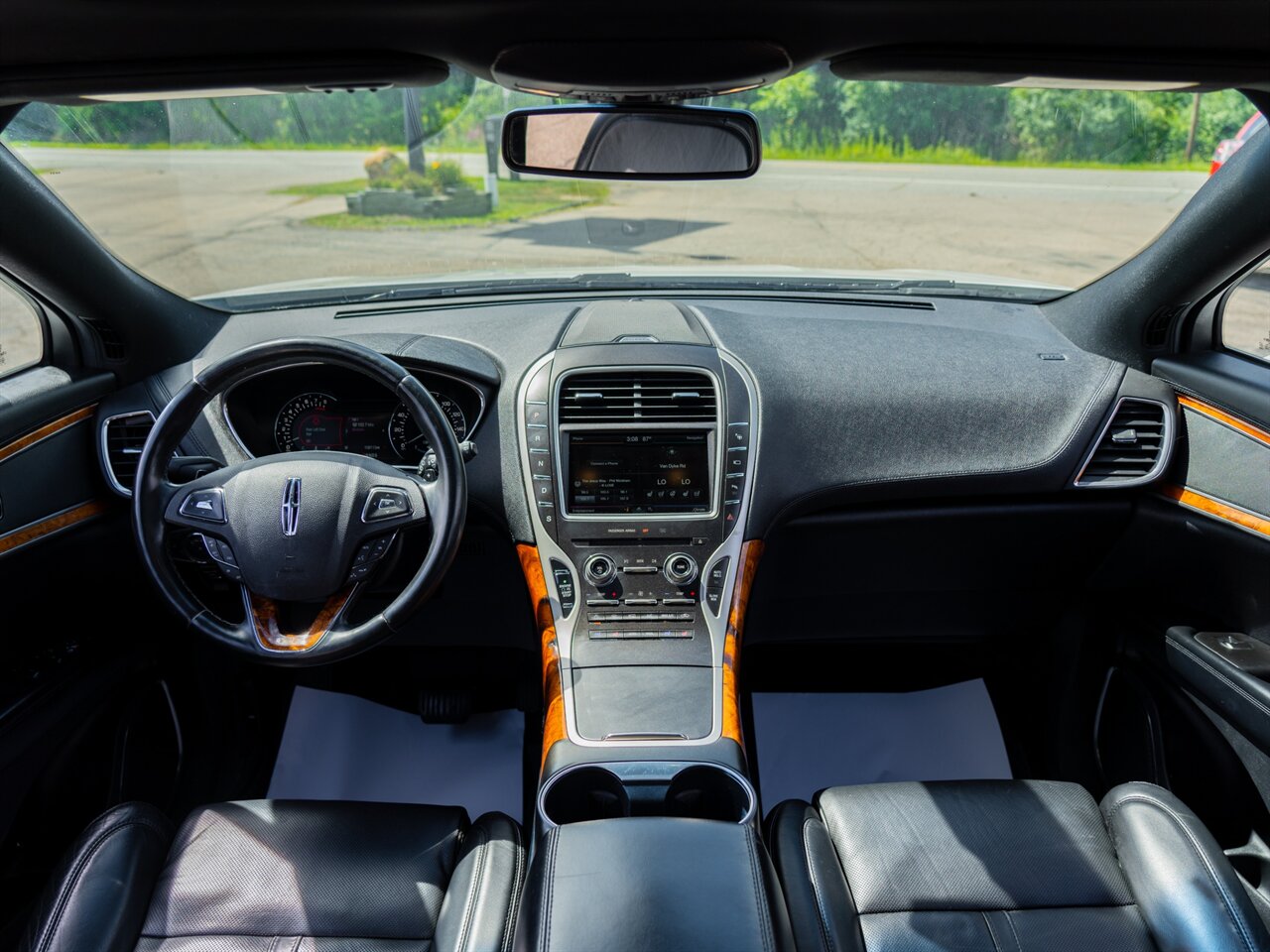 2016 Lincoln MKX Reserve photo 22