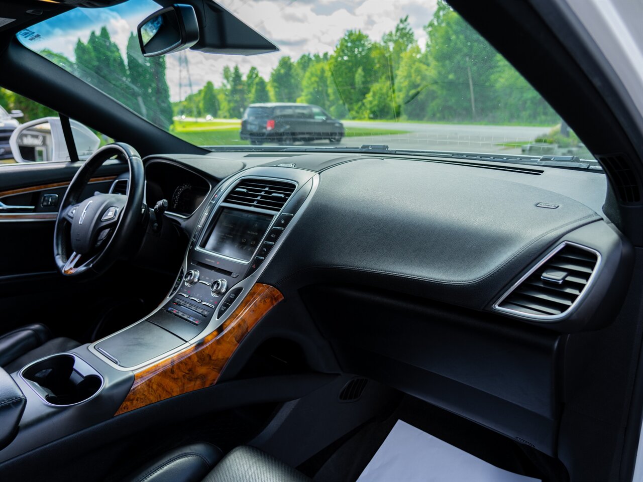 2016 Lincoln MKX Reserve photo 17