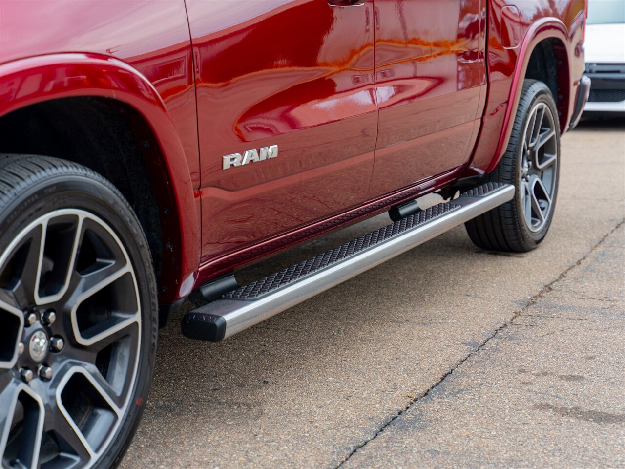 2021 RAM 1500 Laramie   - Photo 14 - Washington, MI 48094