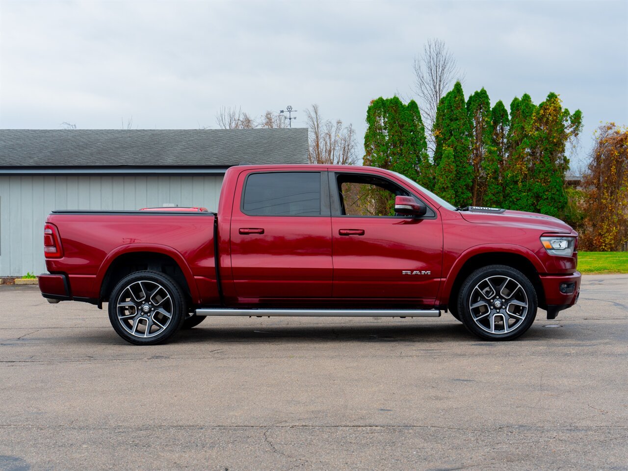 2021 RAM 1500 Laramie   - Photo 4 - Washington, MI 48094