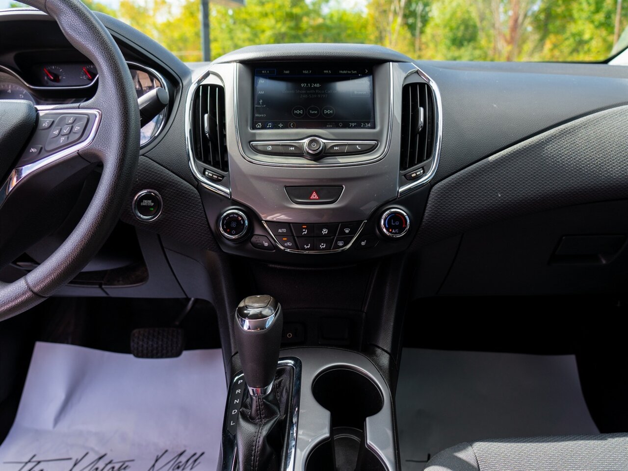 2019 Chevrolet Cruze LT   - Photo 29 - Washington, MI 48094