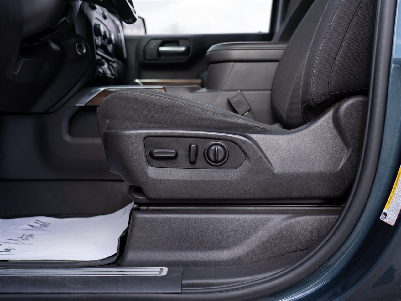 2020 Chevrolet Silverado 1500 LT Trail Boss - Photo 16 - Washington, MI 48094