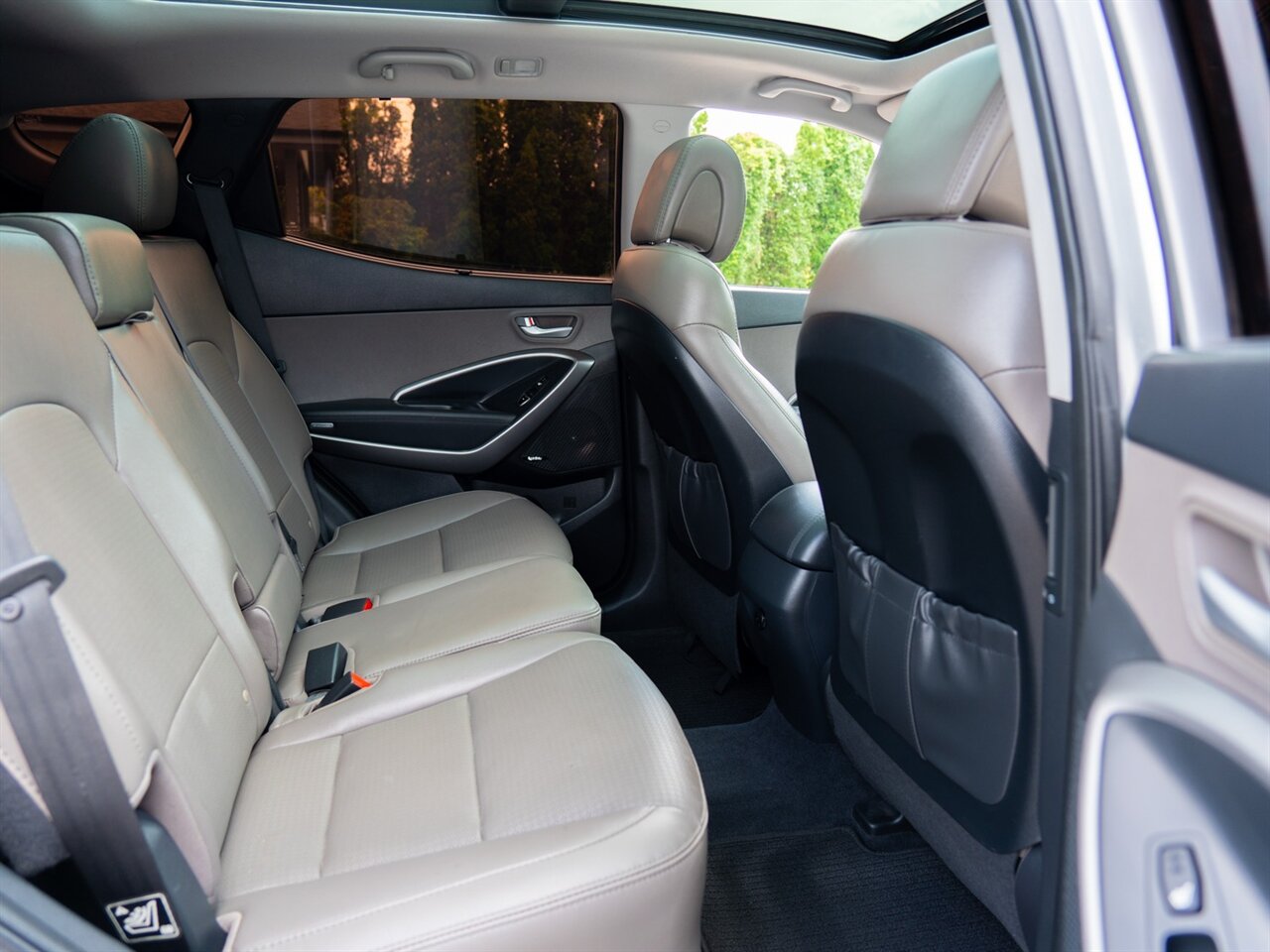 2016 Hyundai SANTA FE Sport 2.0T - Photo 20 - Washington, MI 48094