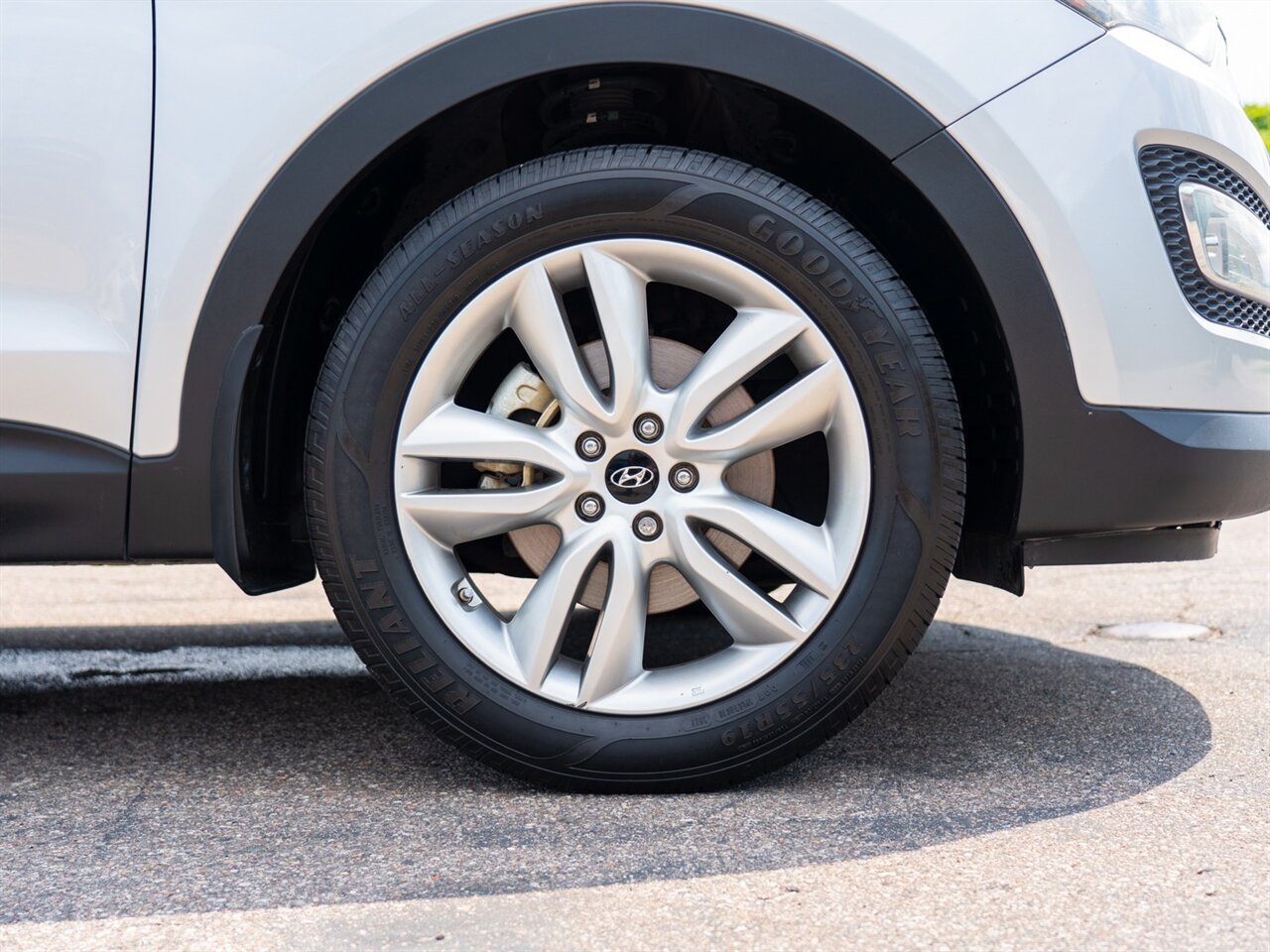 2016 Hyundai SANTA FE Sport 2.0T - Photo 42 - Washington, MI 48094