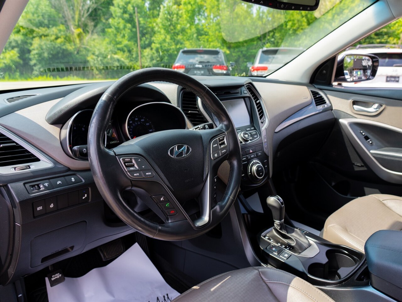 2016 Hyundai SANTA FE Sport 2.0T - Photo 17 - Washington, MI 48094