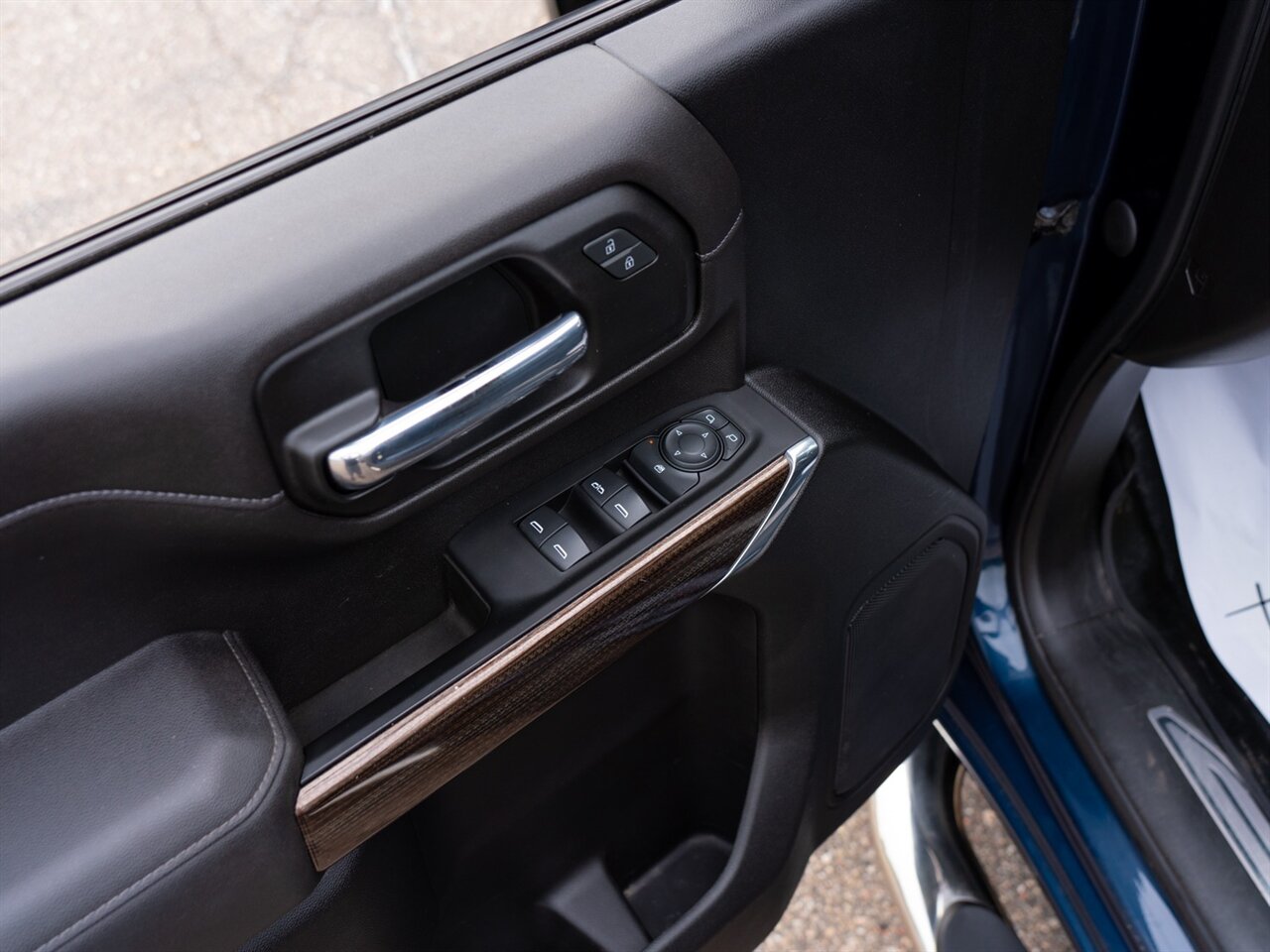 2022 Chevrolet Silverado 2500HD LT - Photo 18 - Washington, MI 48094