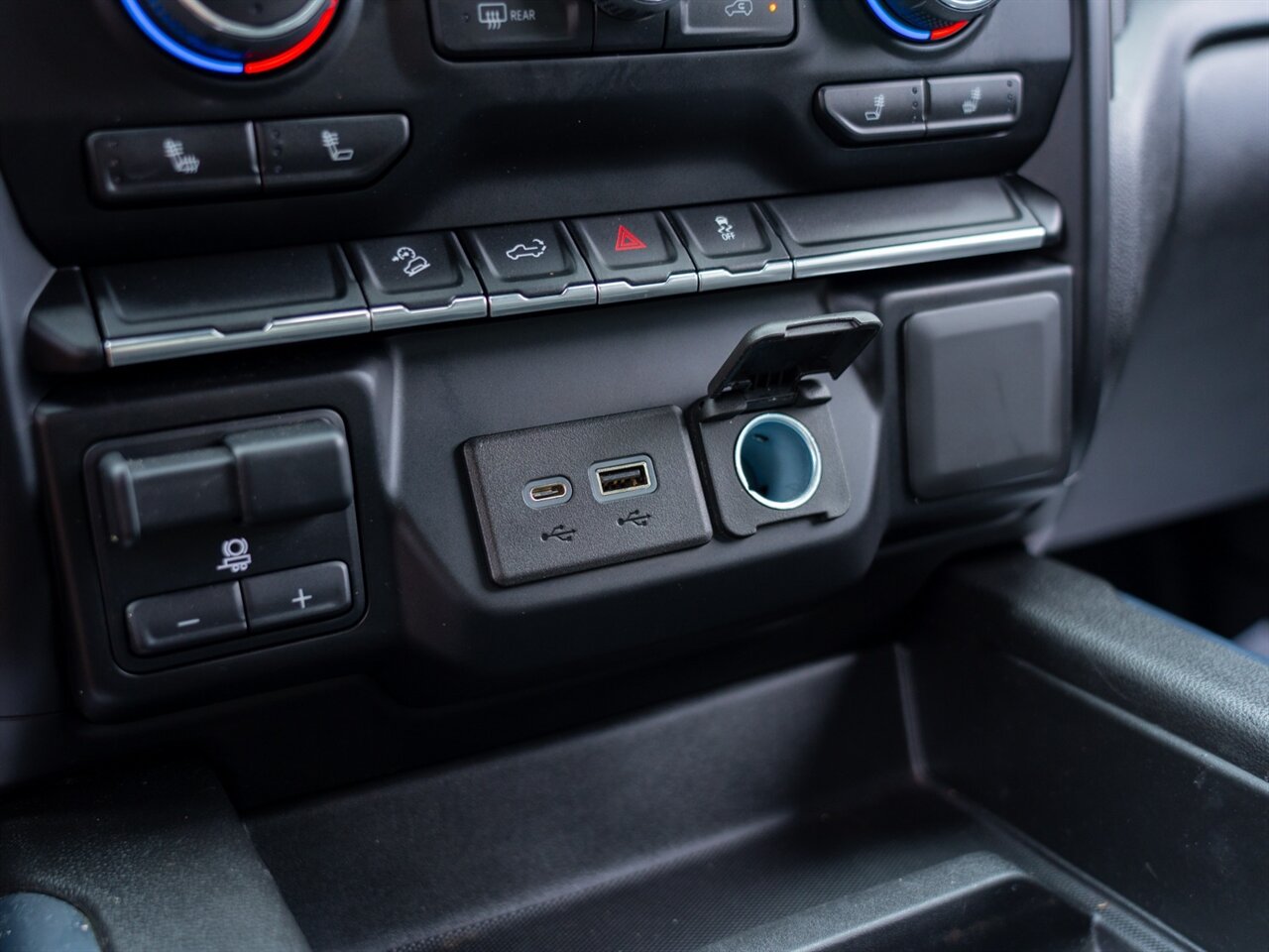2022 Chevrolet Silverado 2500HD LT - Photo 40 - Washington, MI 48094