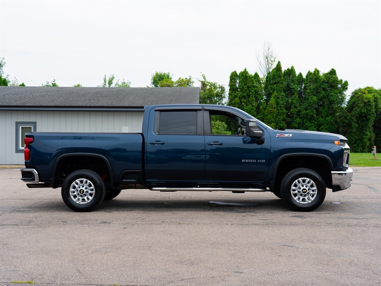 2022 Chevrolet Silverado 2500HD LT - Photo 4 - Washington, MI 48094