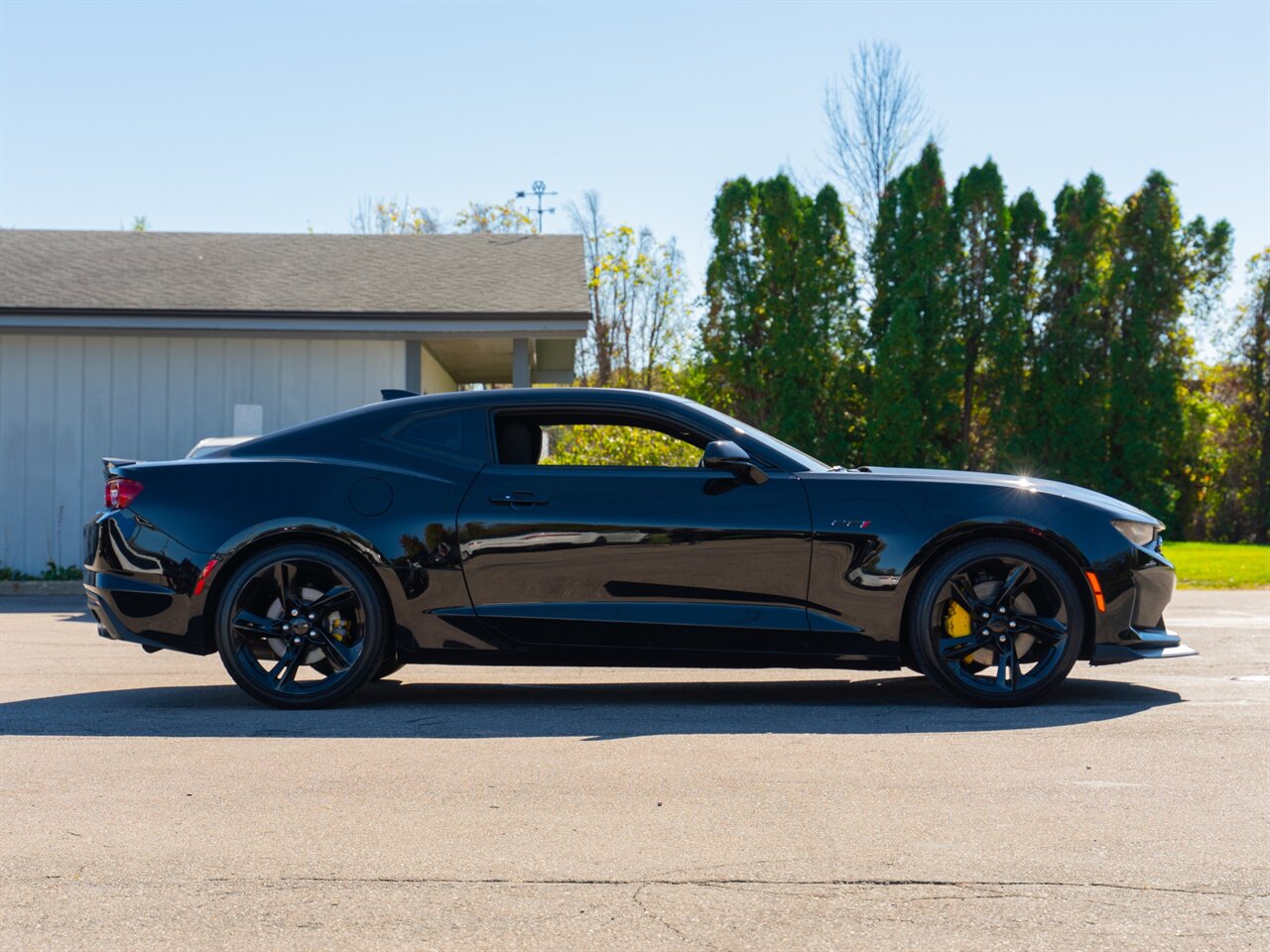 2023 Chevrolet Camaro LT1   - Photo 4 - Washington, MI 48094