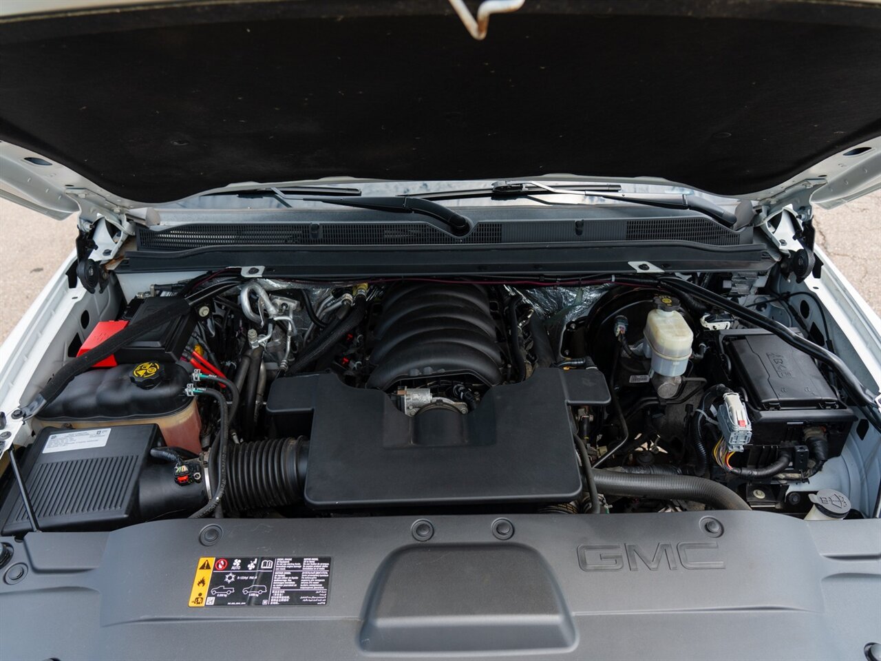 2018 GMC Yukon XL Denali - Photo 13 - Washington, MI 48094