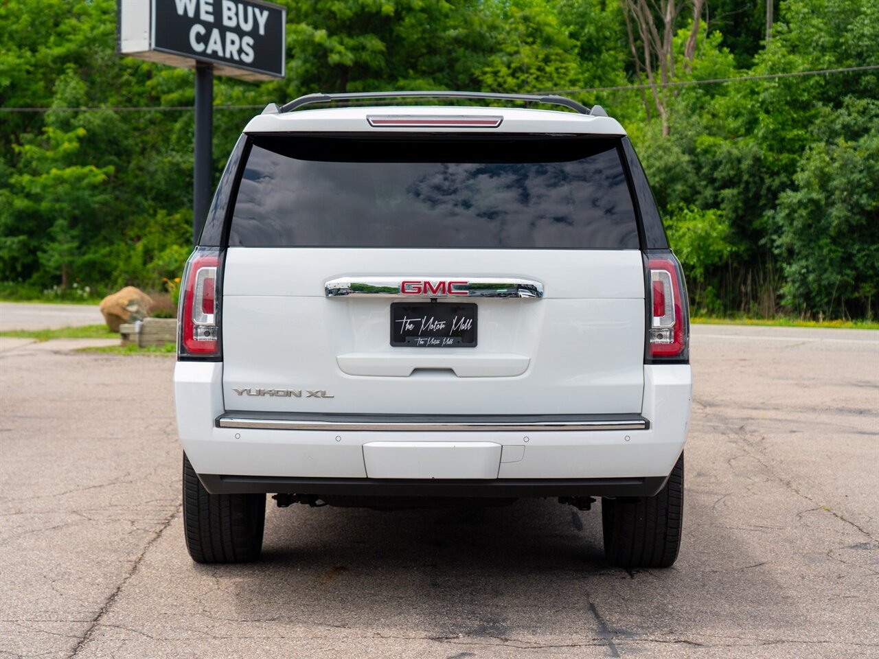 2018 GMC Yukon XL Denali - Photo 6 - Washington, MI 48094