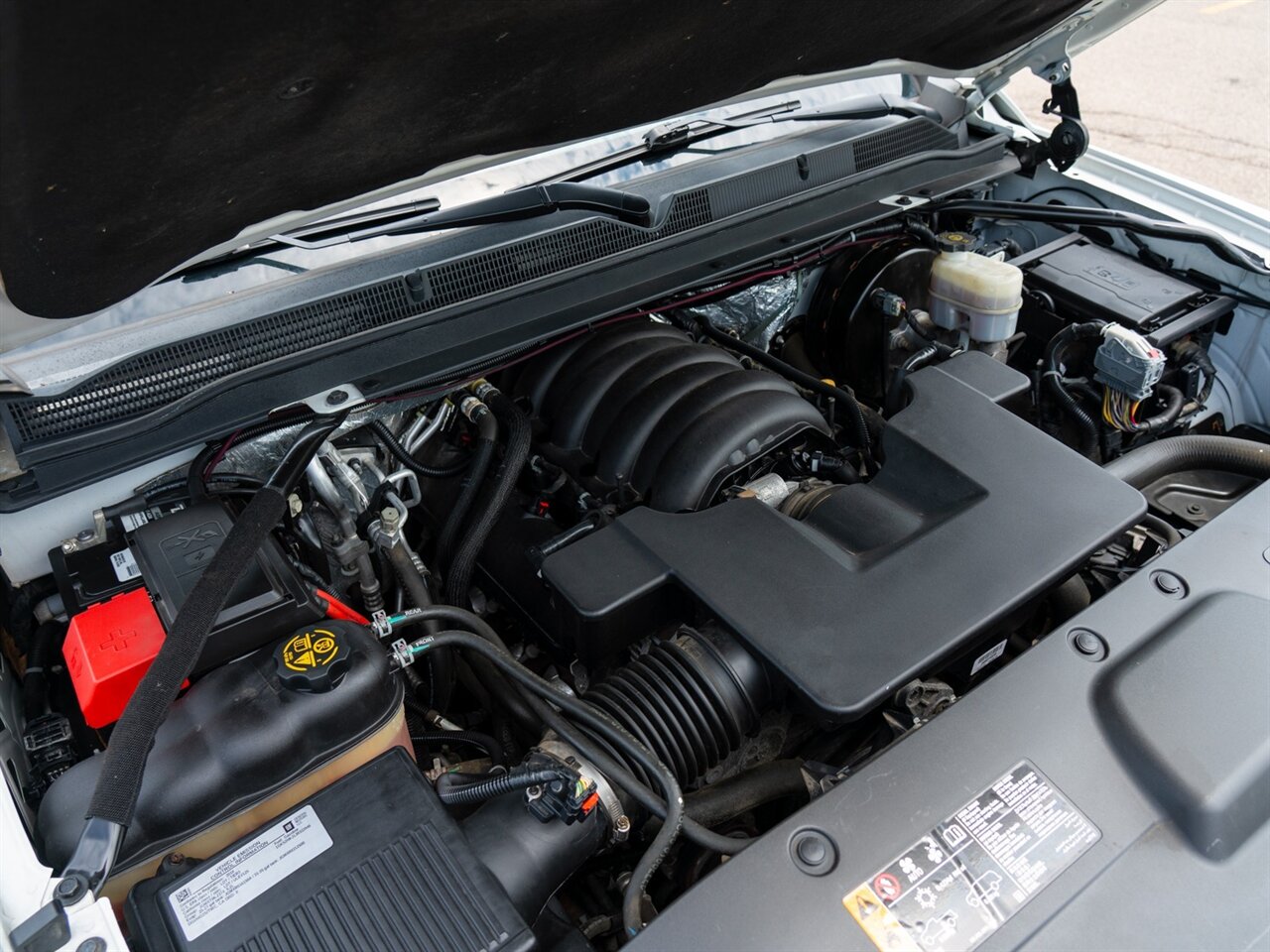 2018 GMC Yukon XL Denali - Photo 14 - Washington, MI 48094