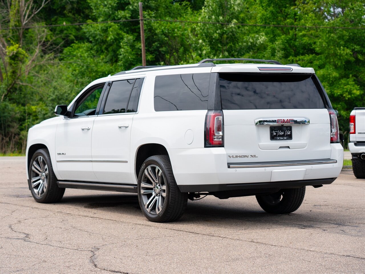 2018 GMC Yukon XL Denali - Photo 7 - Washington, MI 48094