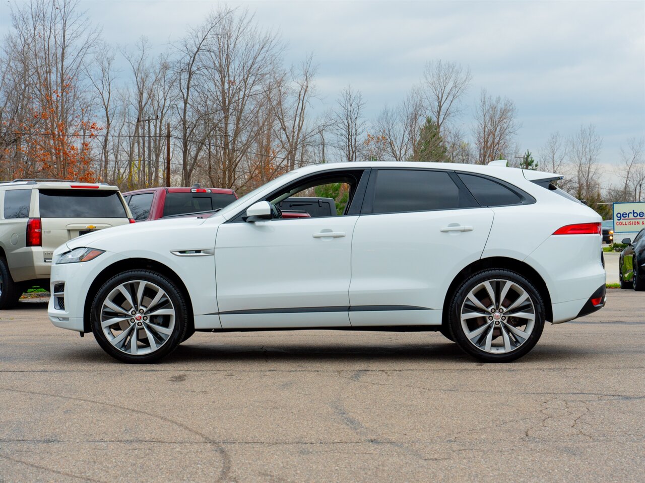 2017 Jaguar F-PACE 35t R-Sport   - Photo 8 - Washington, MI 48094