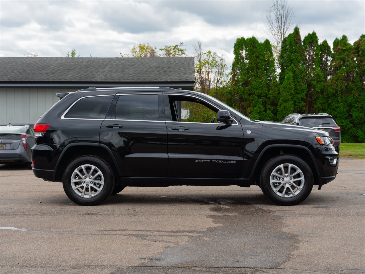 2021 Jeep Grand Cherokee Laredo E   - Photo 10 - Washington, MI 48094