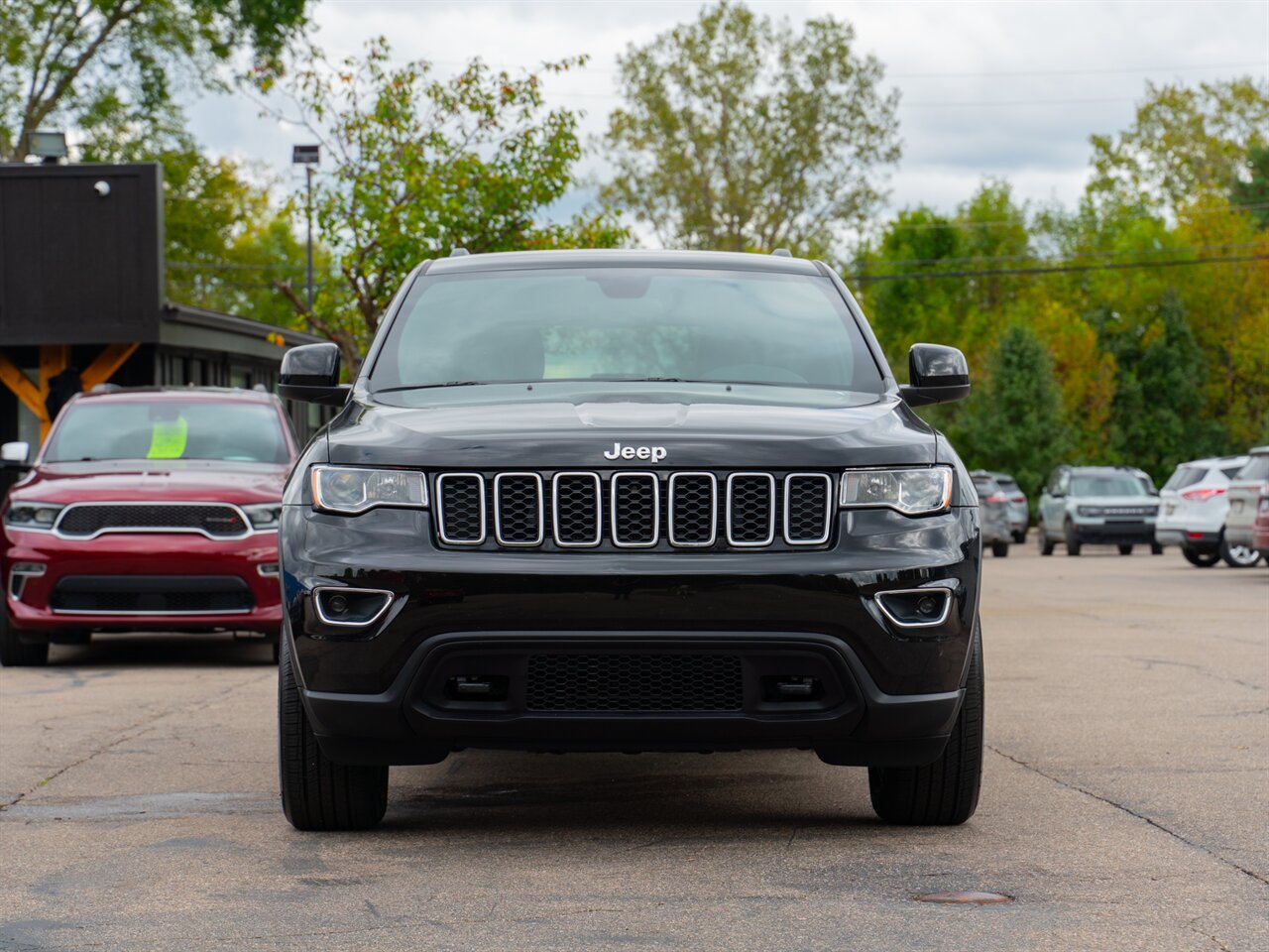 2021 Jeep Grand Cherokee Laredo E   - Photo 2 - Washington, MI 48094