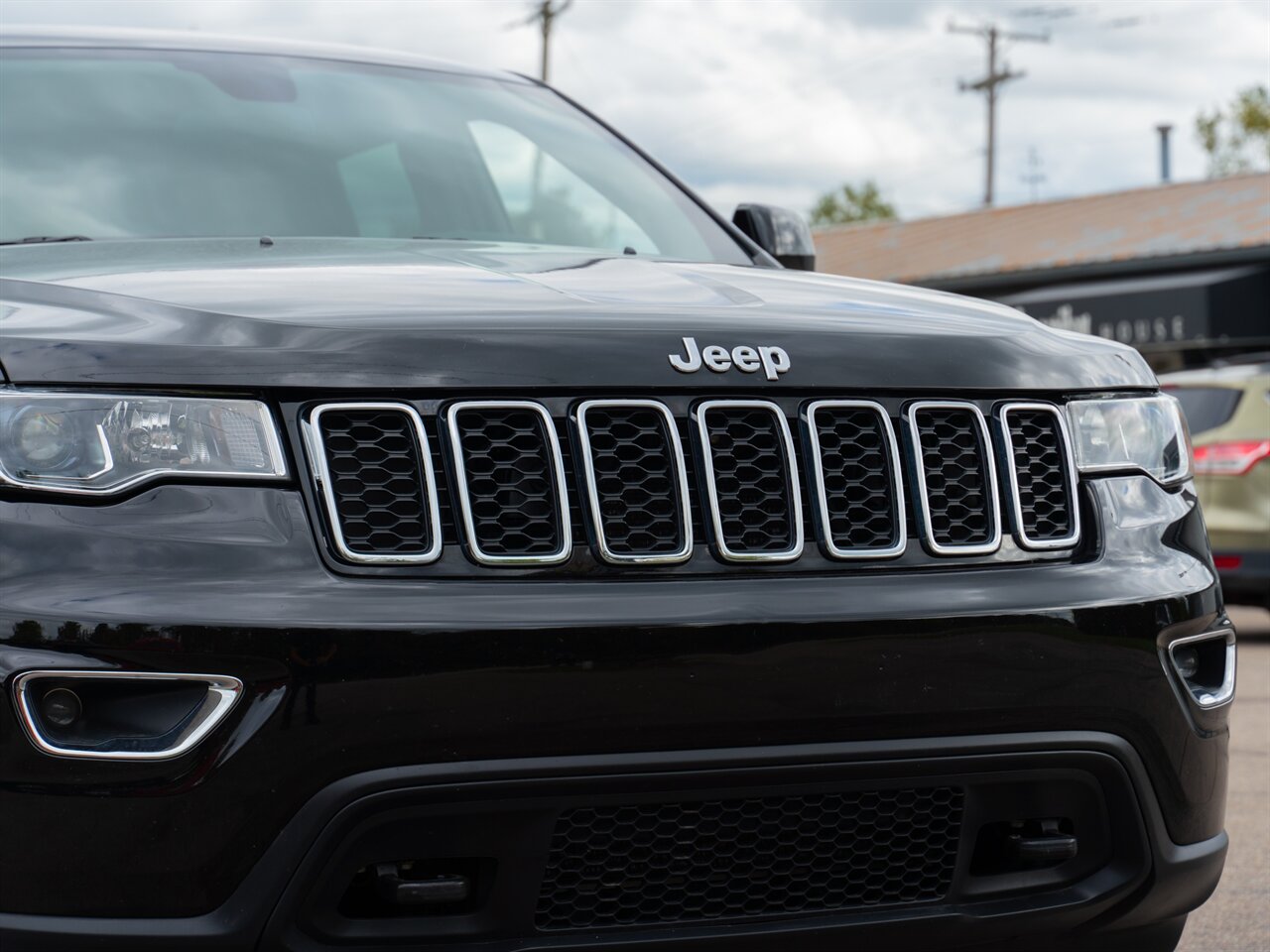 2021 Jeep Grand Cherokee Laredo E   - Photo 9 - Washington, MI 48094