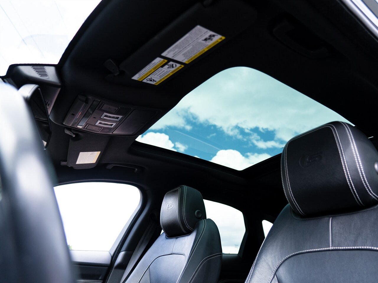 2018 Jaguar F-PACE S   - Photo 45 - Washington, MI 48094