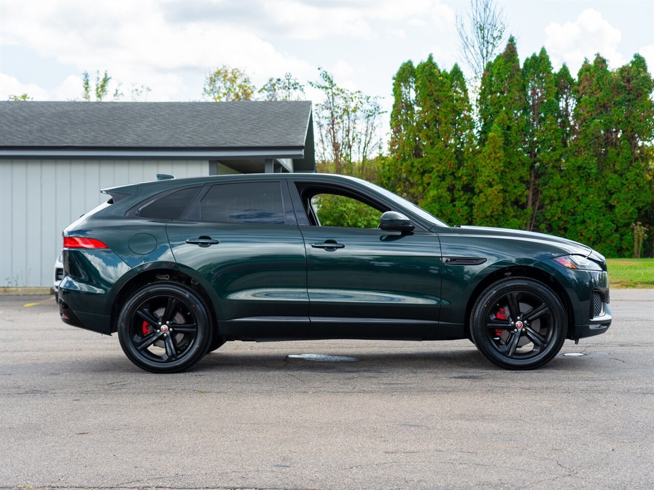 2018 Jaguar F-PACE S   - Photo 4 - Washington, MI 48094