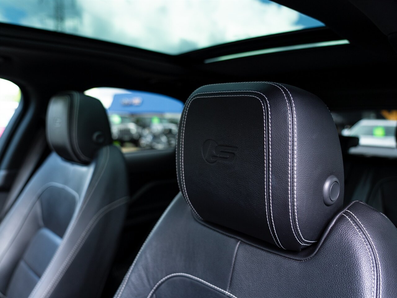 2018 Jaguar F-PACE S   - Photo 44 - Washington, MI 48094