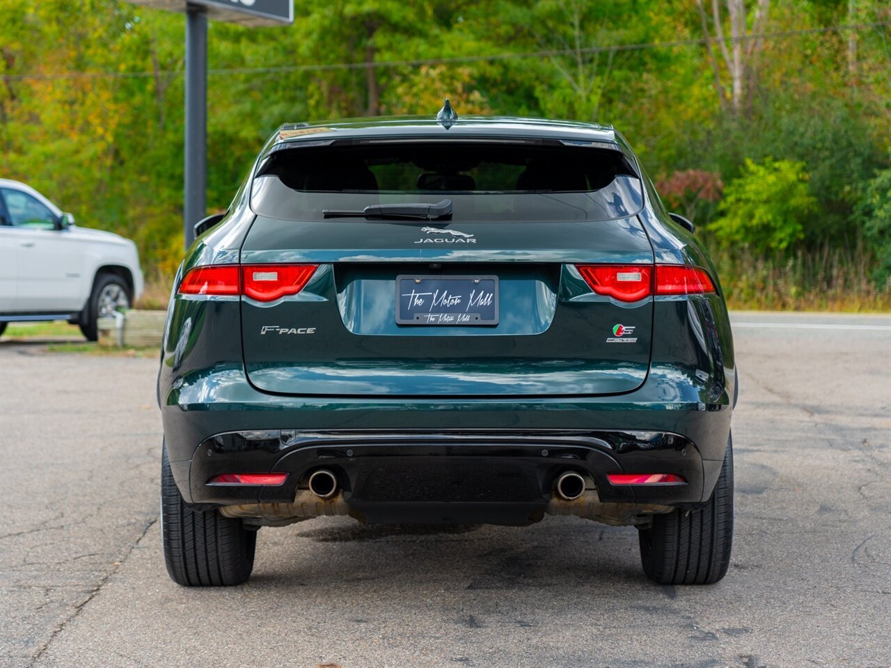 2018 Jaguar F-PACE S photo 2