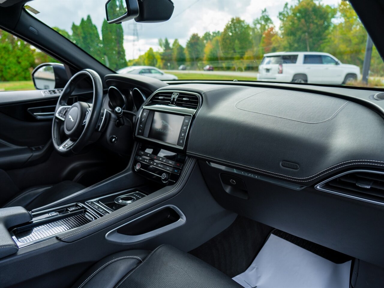 2018 Jaguar F-PACE S   - Photo 21 - Washington, MI 48094