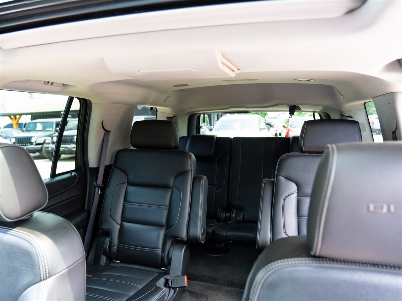 2018 GMC Yukon Denali - Photo 25 - Washington, MI 48094