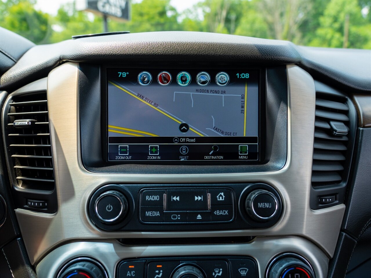 2018 GMC Yukon Denali - Photo 35 - Washington, MI 48094