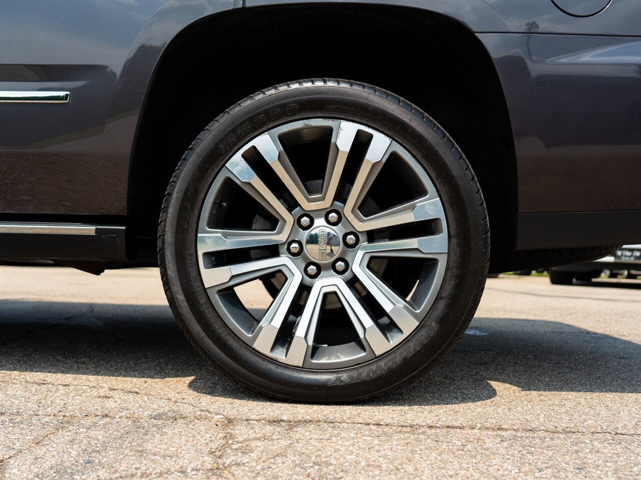 2018 GMC Yukon Denali - Photo 54 - Washington, MI 48094
