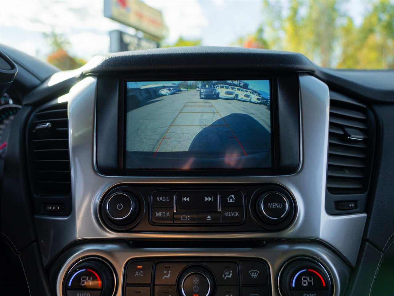 2019 Chevrolet Suburban LT   - Photo 33 - Washington, MI 48094