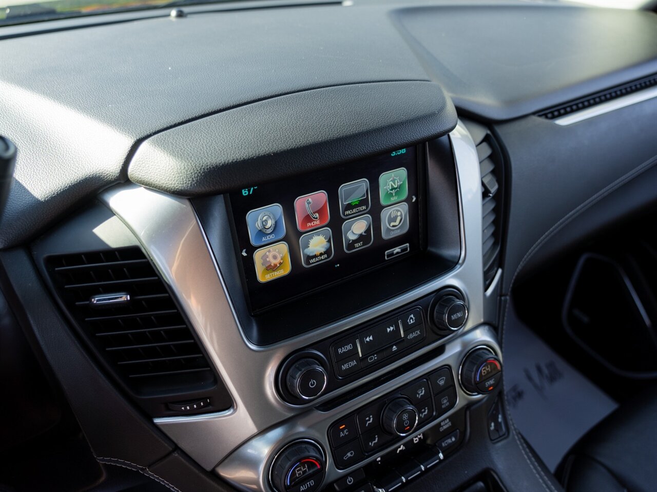 2019 Chevrolet Suburban LT   - Photo 37 - Washington, MI 48094