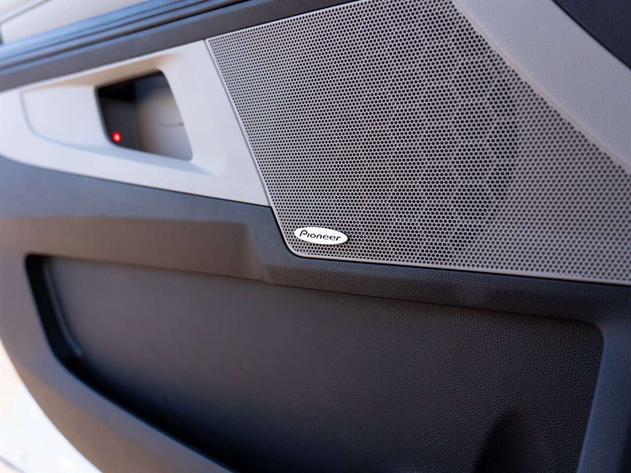 2016 GMC Terrain SLT   - Photo 16 - Washington, MI 48094