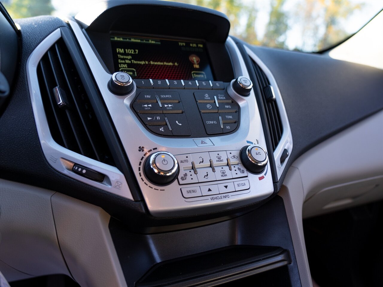 2016 GMC Terrain SLT   - Photo 32 - Washington, MI 48094