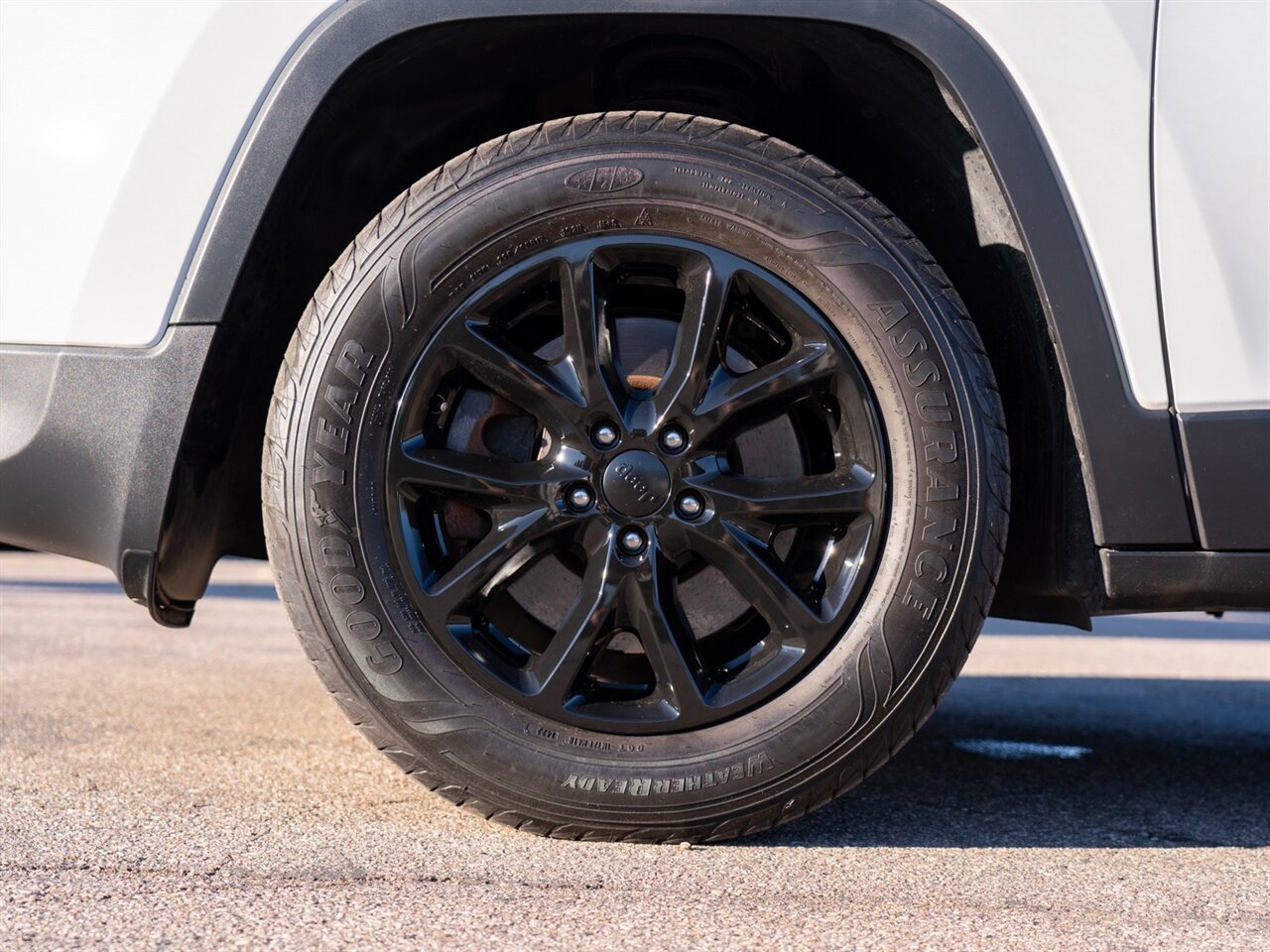 2017 Jeep Cherokee Latitude - Photo 43 - Washington, MI 48094