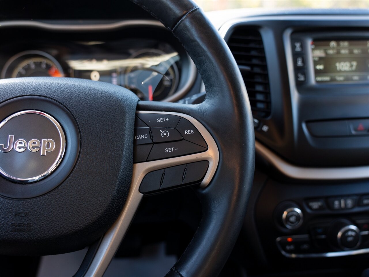 2017 Jeep Cherokee Latitude - Photo 31 - Washington, MI 48094