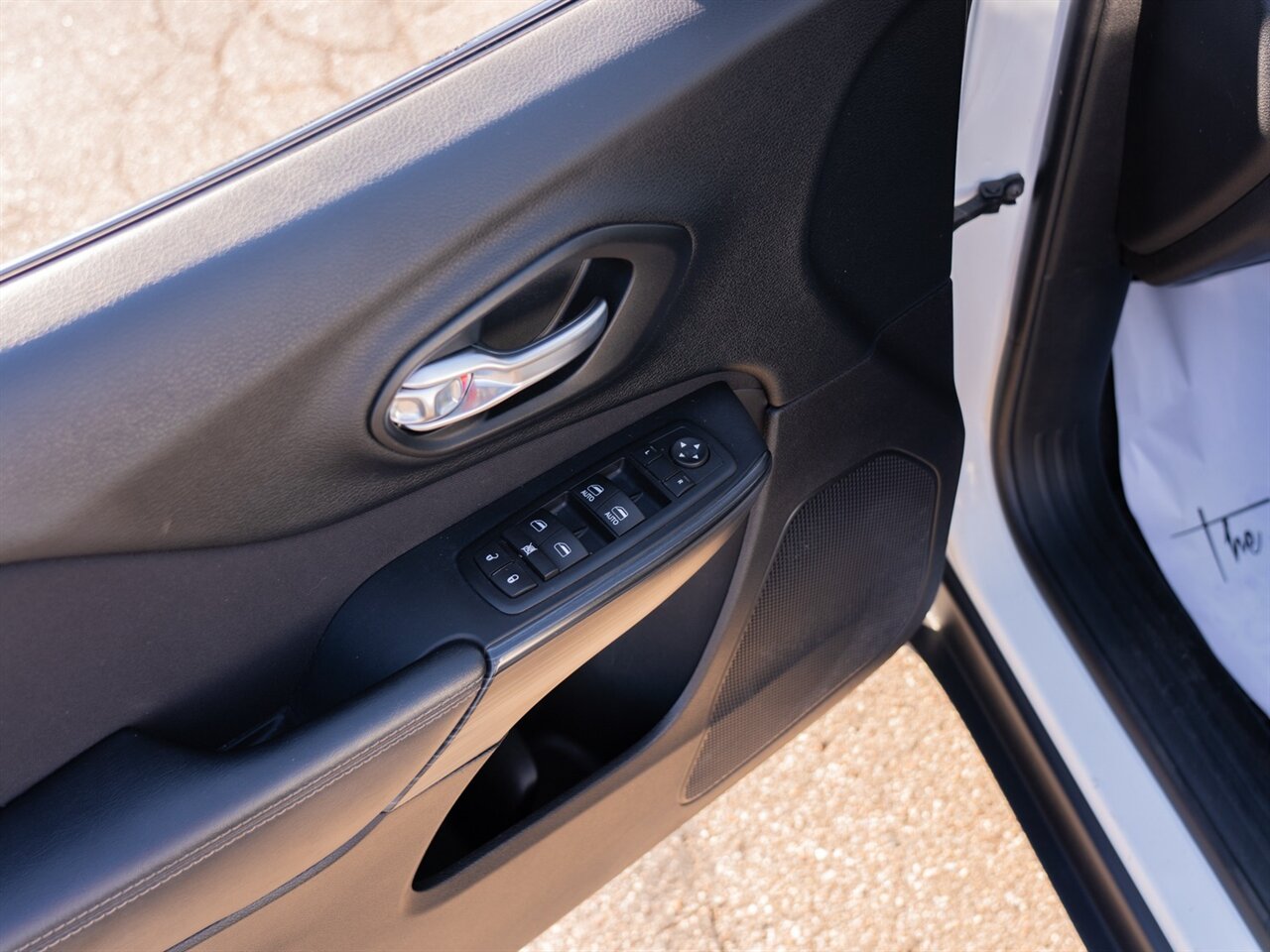 2017 Jeep Cherokee Latitude - Photo 17 - Washington, MI 48094