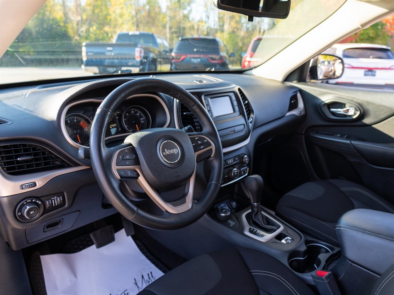 2017 Jeep Cherokee Latitude - Photo 20 - Washington, MI 48094