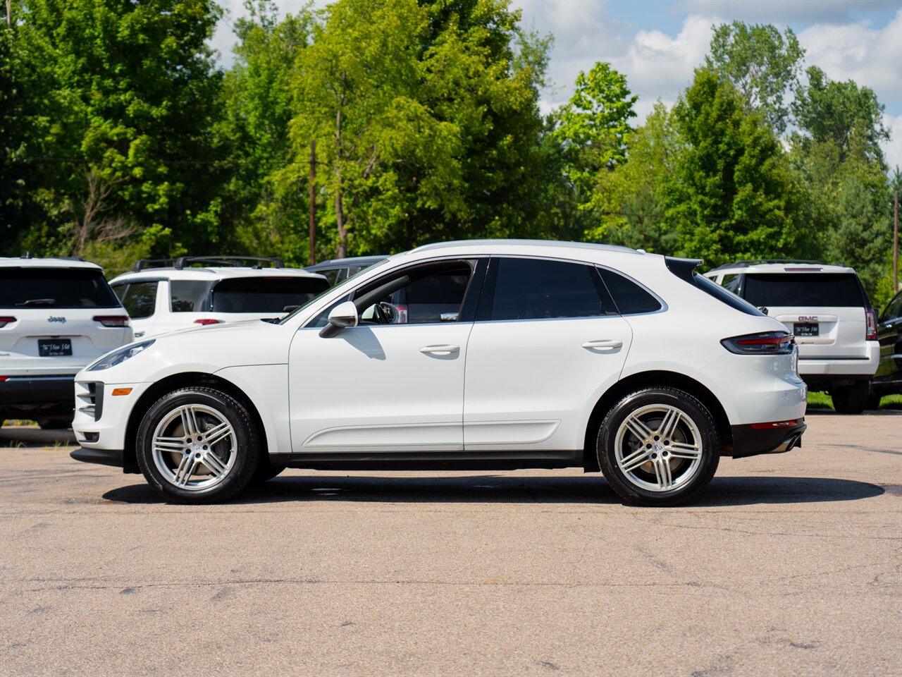 2019 Porsche Macan S - Photo 8 - Washington, MI 48094