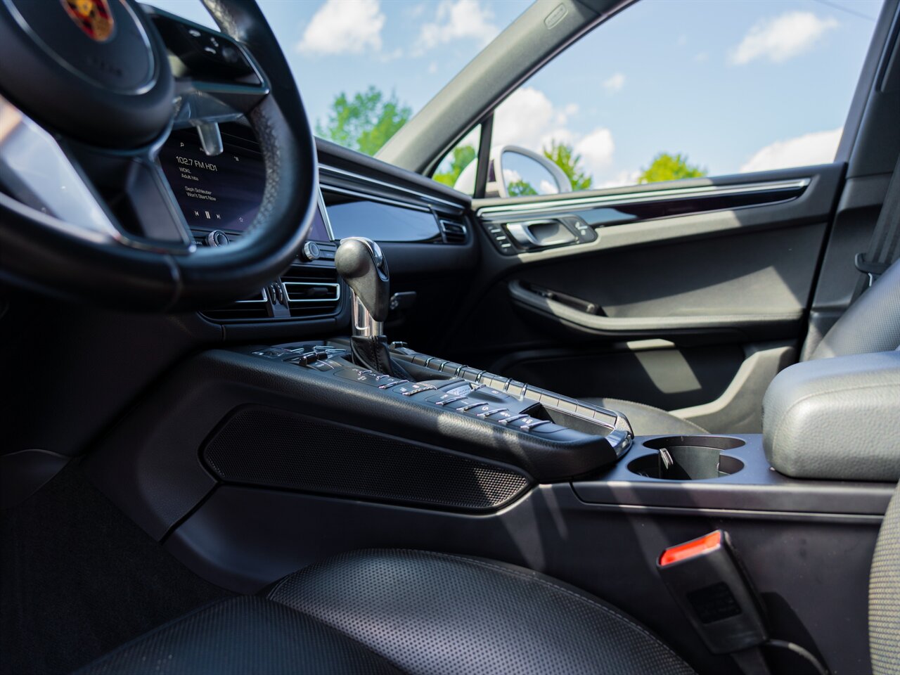 2019 Porsche Macan S - Photo 41 - Washington, MI 48094