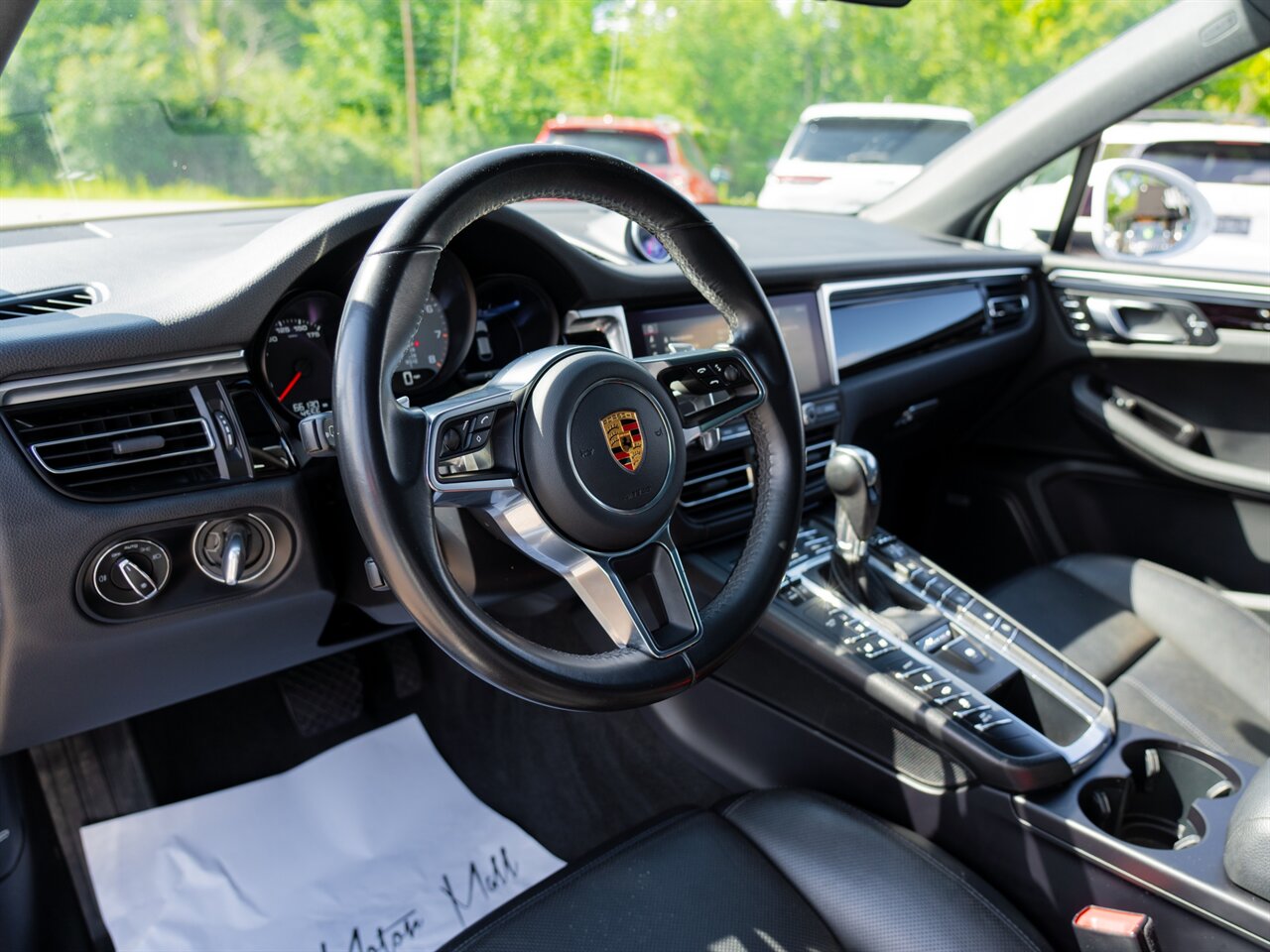 2019 Porsche Macan S - Photo 18 - Washington, MI 48094