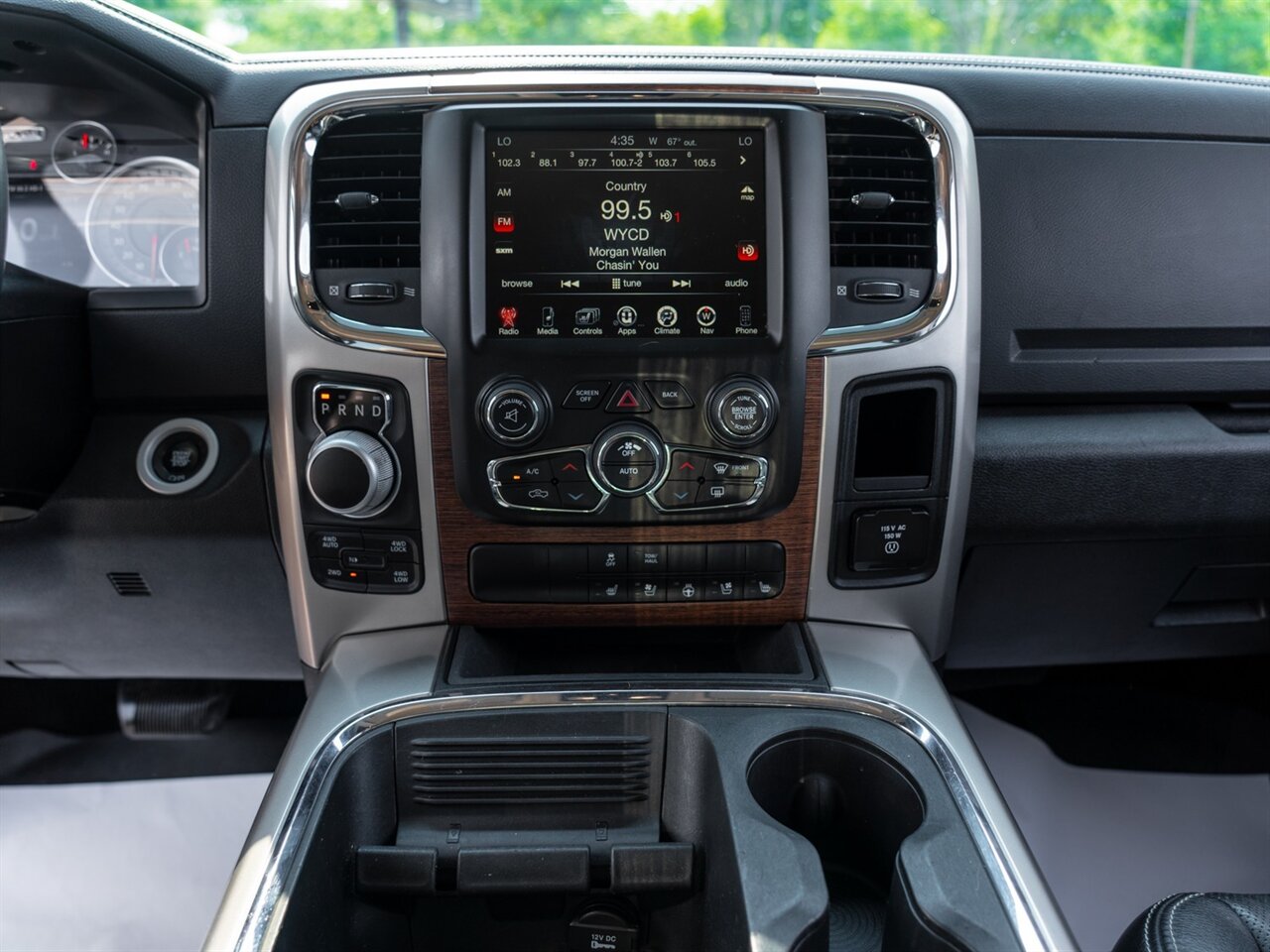2016 RAM 1500 Laramie - Photo 34 - Washington, MI 48094