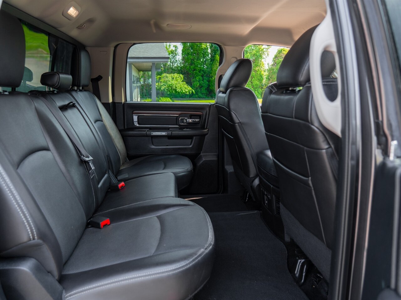 2016 RAM 1500 Laramie - Photo 23 - Washington, MI 48094