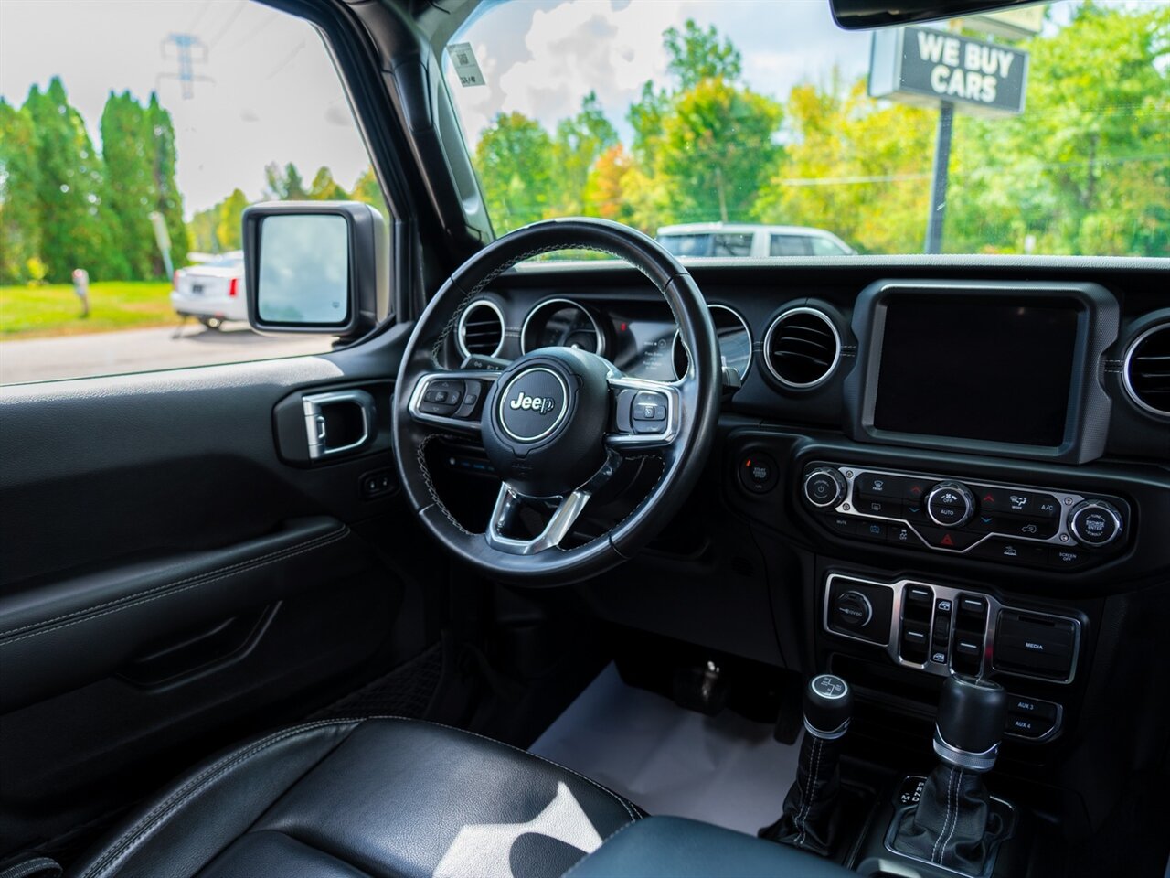 2022 Jeep Wrangler Unlimited Sahara 4xe   - Photo 24 - Washington, MI 48094