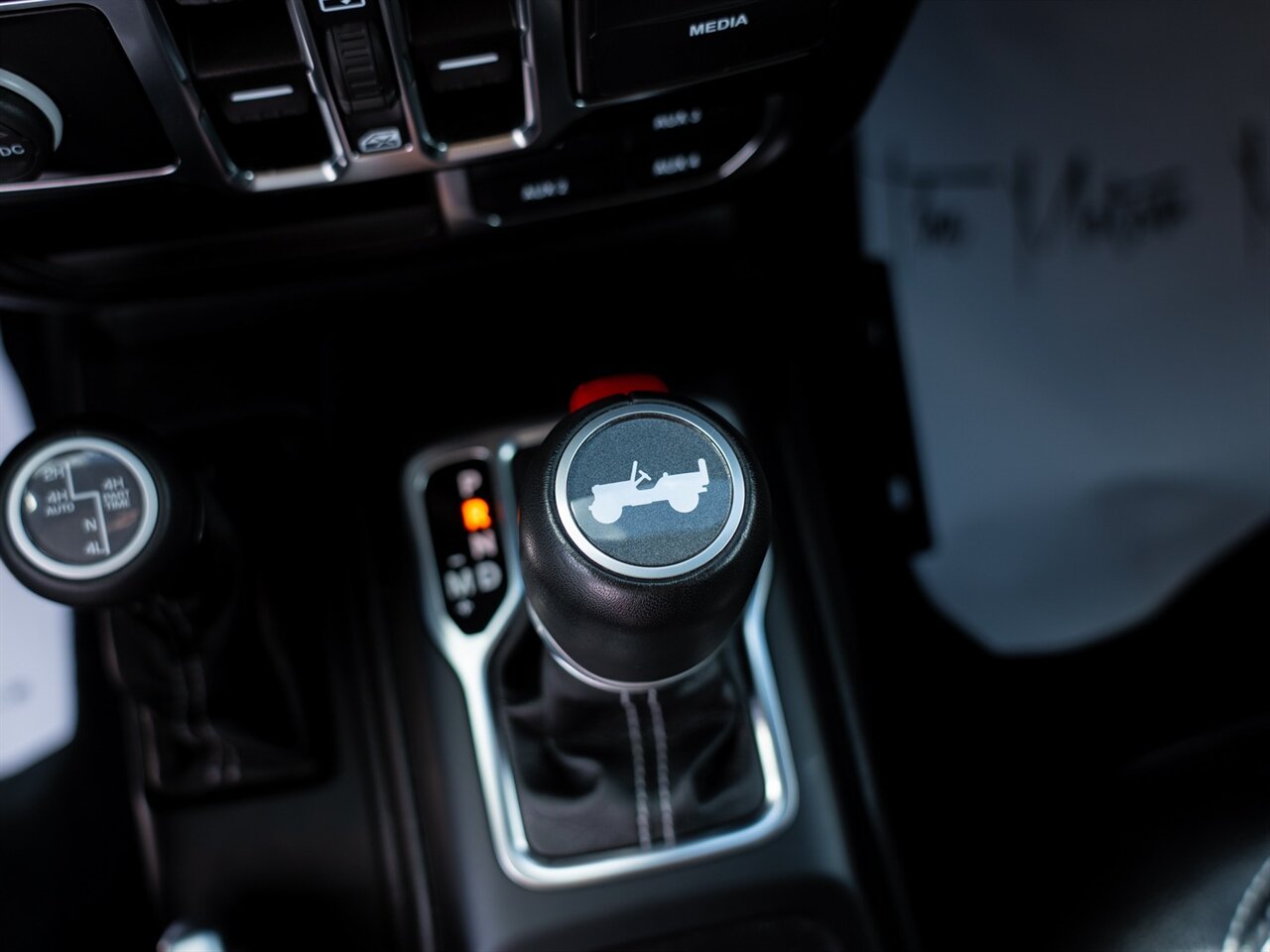 2022 Jeep Wrangler Unlimited Sahara 4xe   - Photo 38 - Washington, MI 48094