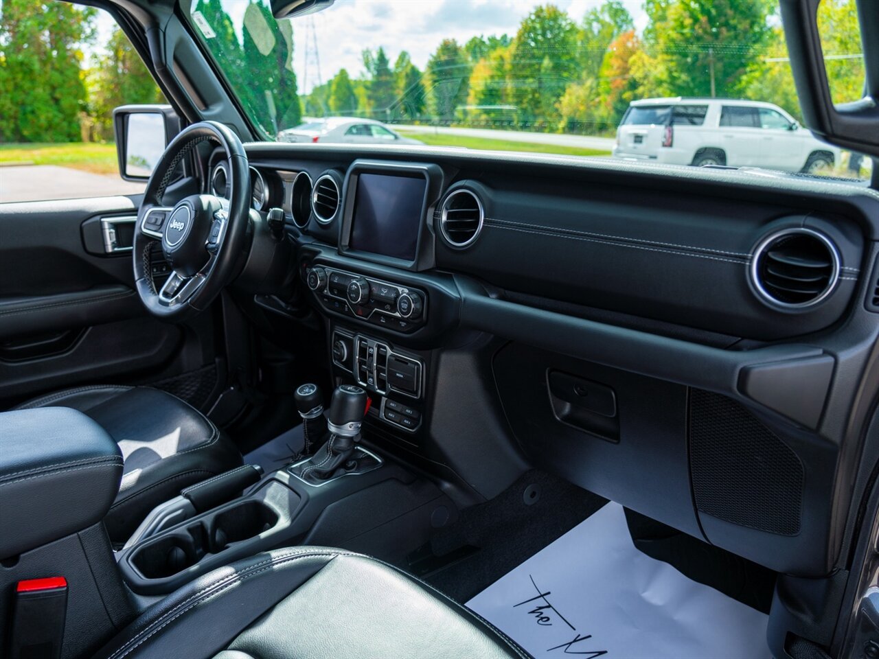2022 Jeep Wrangler Unlimited Sahara 4xe   - Photo 18 - Washington, MI 48094