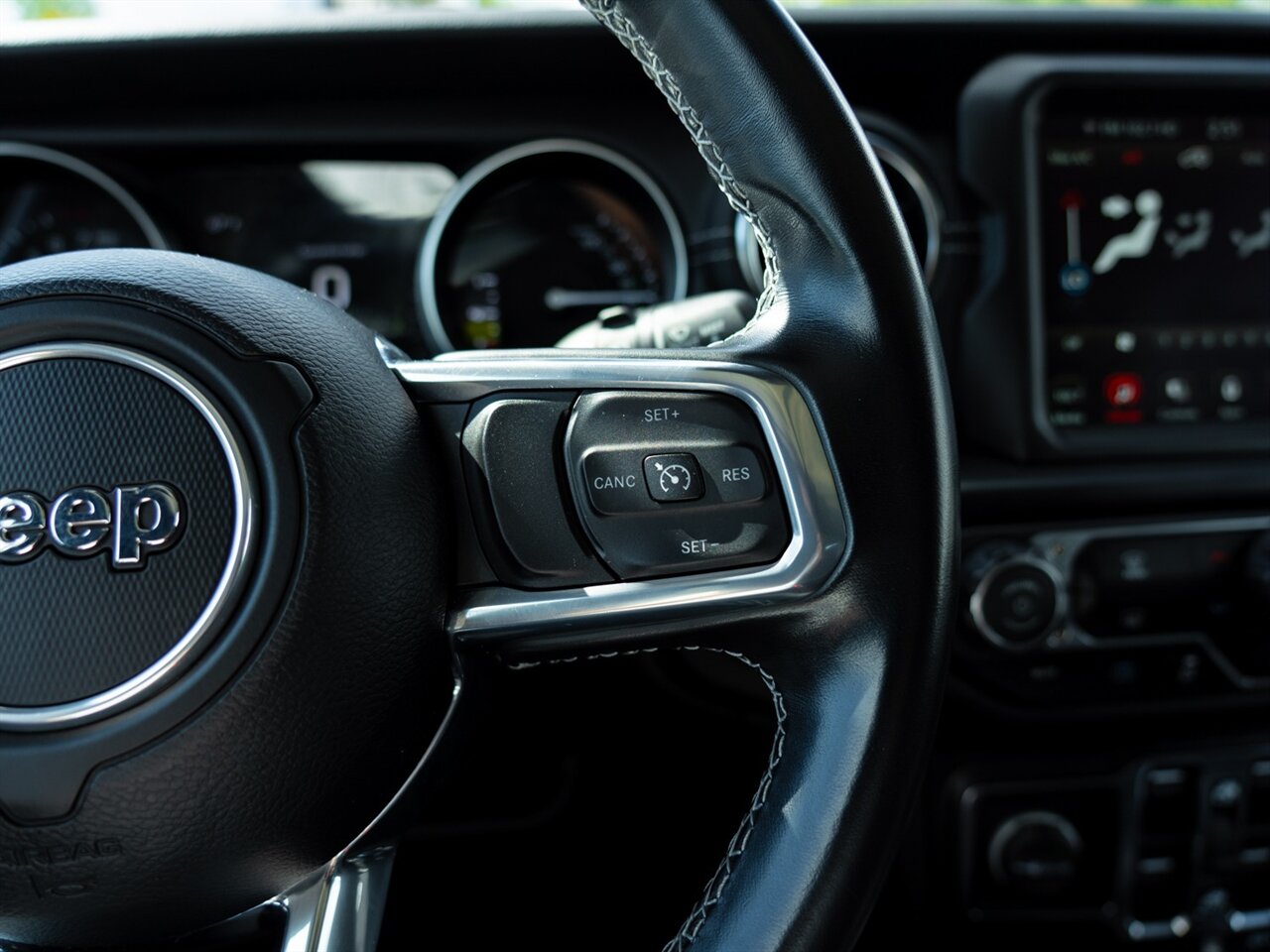 2022 Jeep Wrangler Unlimited Sahara 4xe   - Photo 28 - Washington, MI 48094