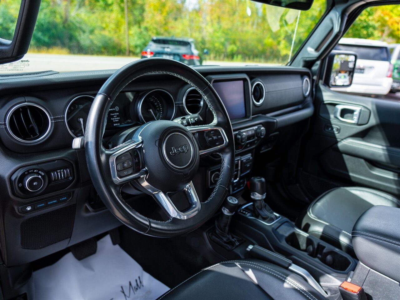 2022 Jeep Wrangler Unlimited Sahara 4xe   - Photo 17 - Washington, MI 48094