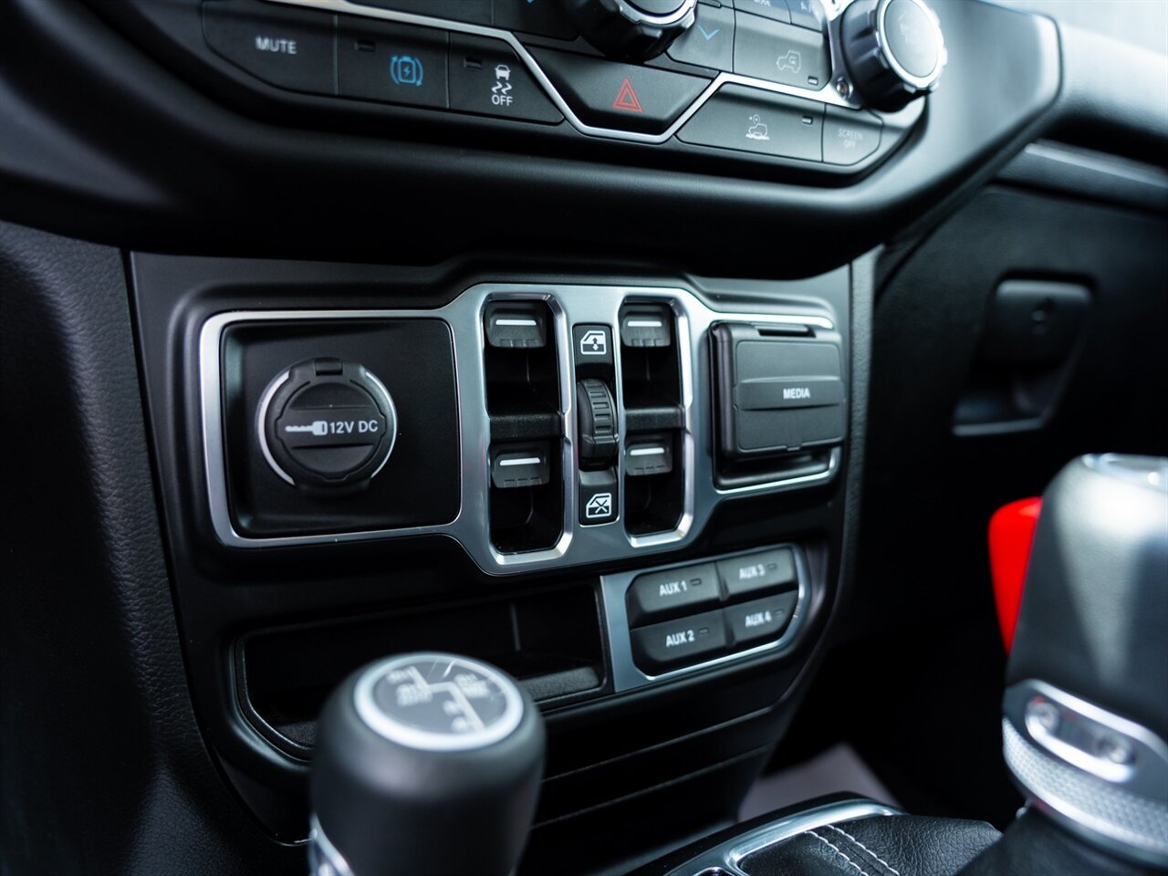 2022 Jeep Wrangler Unlimited Sahara 4xe   - Photo 32 - Washington, MI 48094