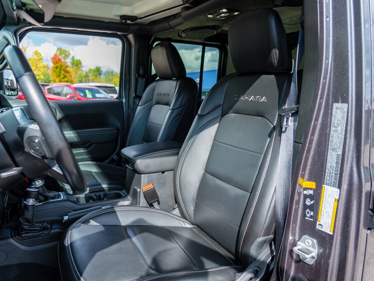 2022 Jeep Wrangler Unlimited Sahara 4xe   - Photo 16 - Washington, MI 48094