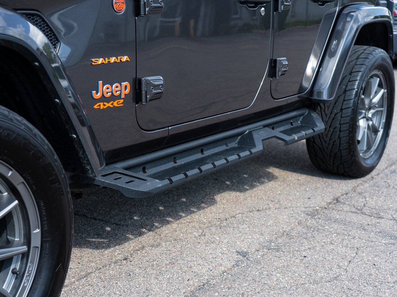 2022 Jeep Wrangler Unlimited Sahara 4xe   - Photo 11 - Washington, MI 48094